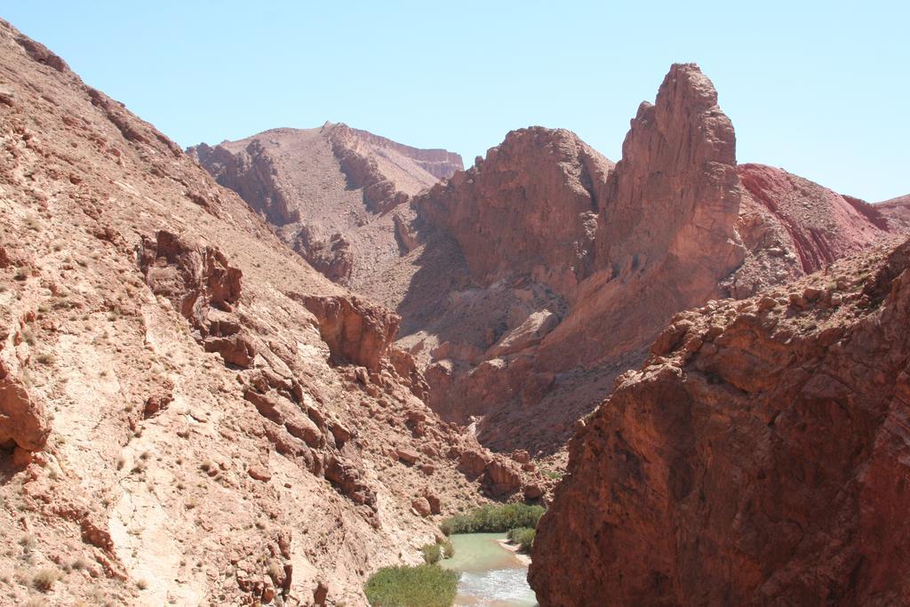 Auberge Le Jardin De La Source Ait Ben Ali ภายนอก รูปภาพ